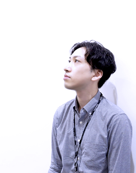 社員写真03