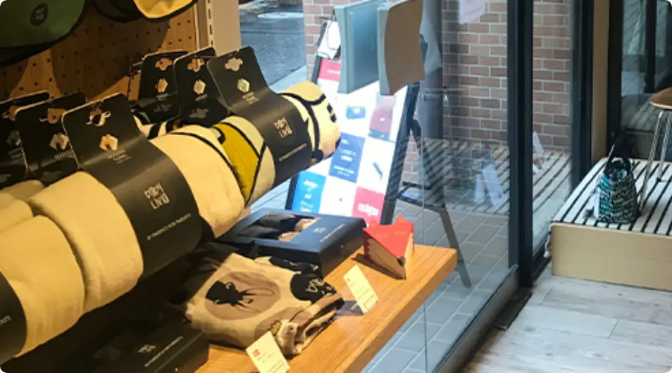 雑貨店 クロスト･ラインズ様